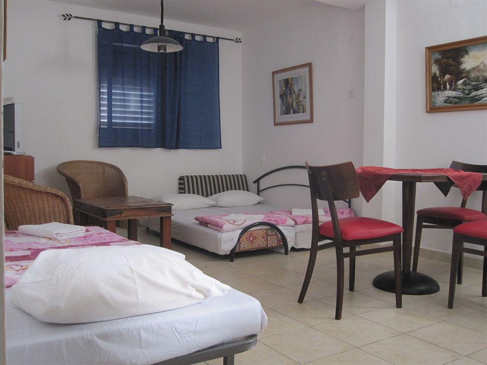 Ga'Aton Motel Nahariya Ngoại thất bức ảnh