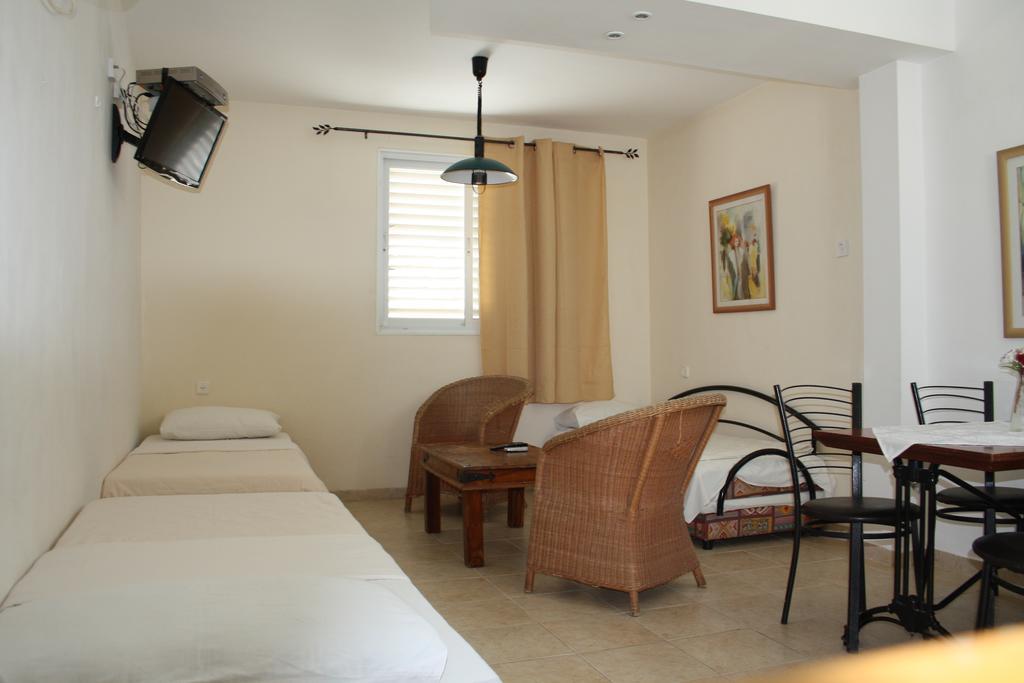 Ga'Aton Motel Nahariya Ngoại thất bức ảnh
