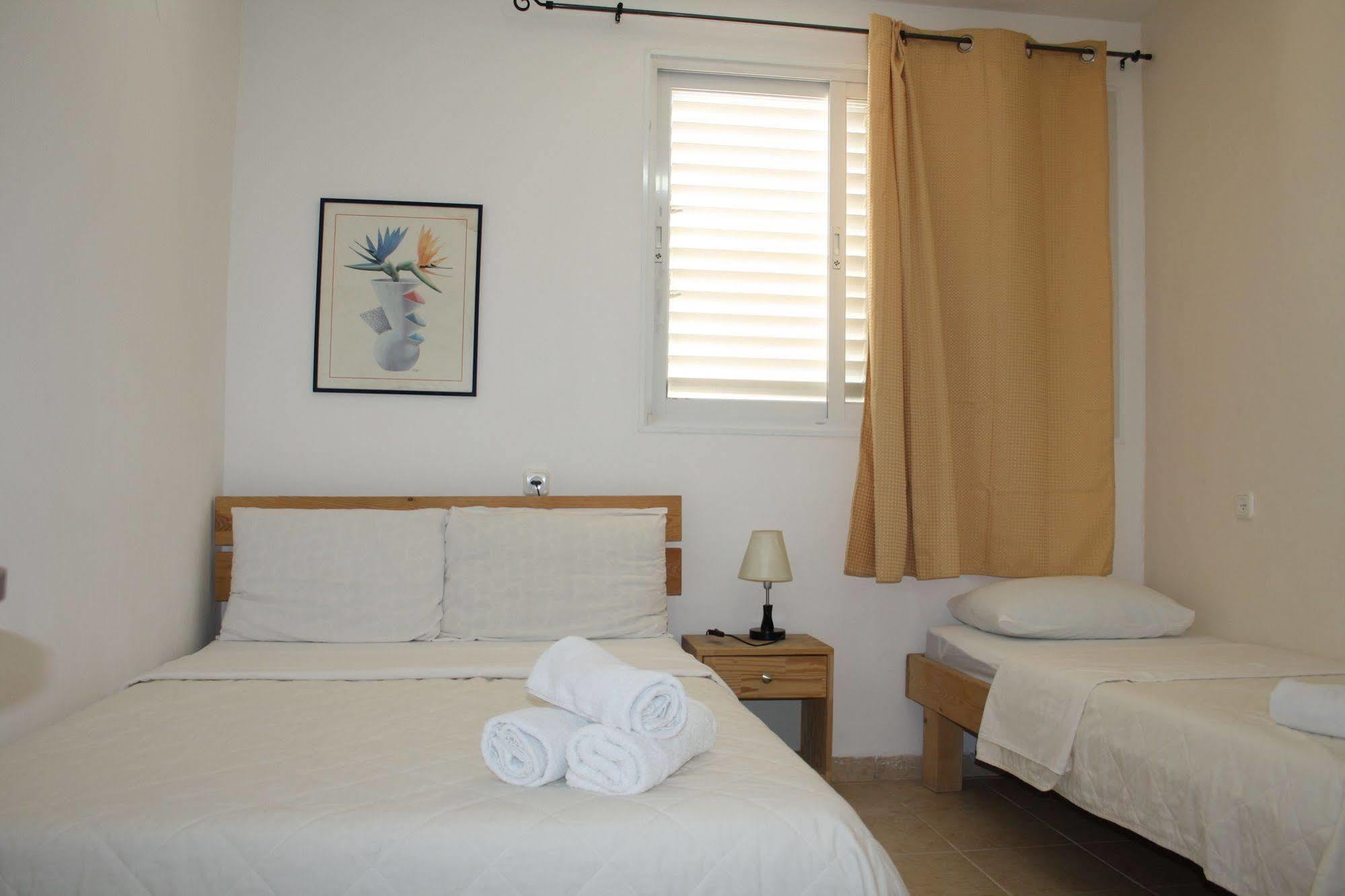 Ga'Aton Motel Nahariya Ngoại thất bức ảnh