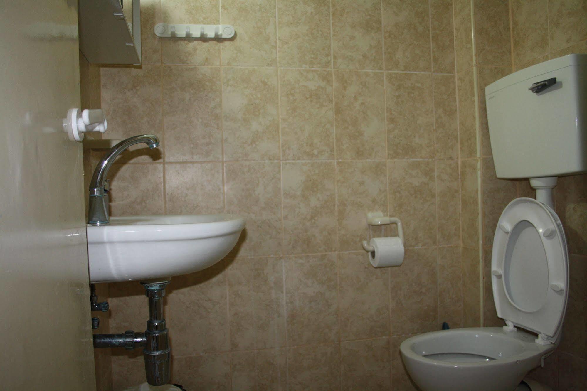 Ga'Aton Motel Nahariya Ngoại thất bức ảnh