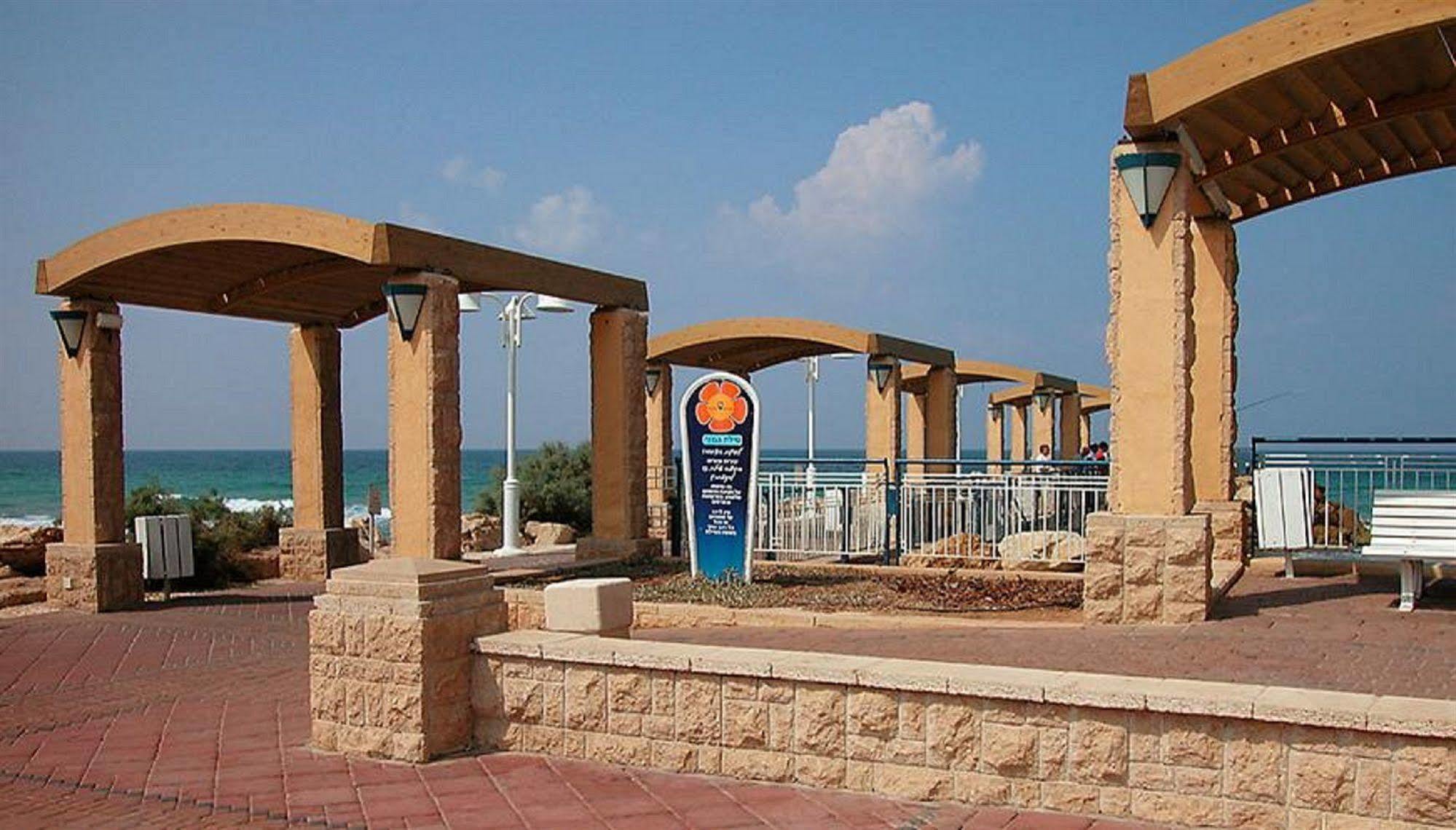 Ga'Aton Motel Nahariya Ngoại thất bức ảnh